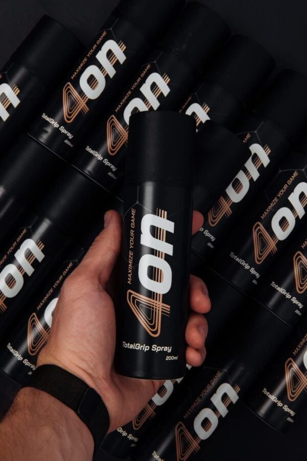 4on Total Grip Spray – Non-Slip Spray to Improve Your Grip. Effective for Padel, Pickleball, Tennis, Baseball, Basketball - Provides Maximum Grip and Friction for Sweaty Hands - 6.77 Oz (200 ml) - Image 2